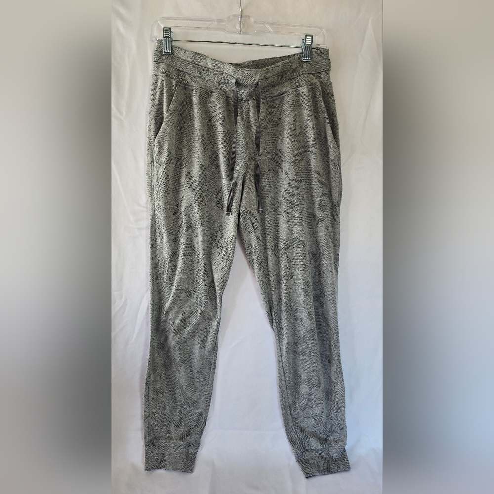 Zyia Gray Jogger Pants